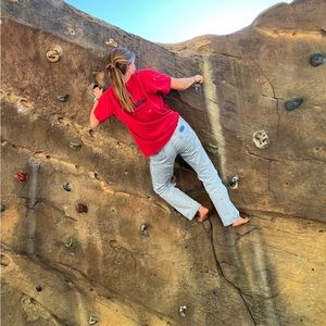 Meet your Posher, Sky